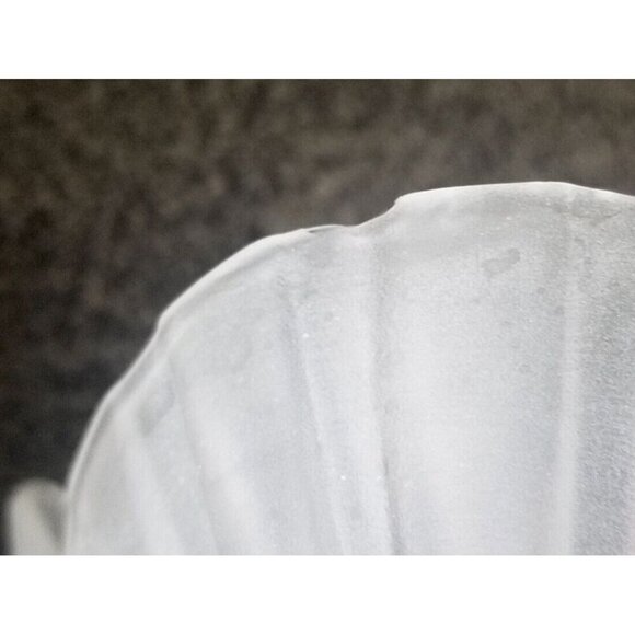 Frosted Glass Shell Bowl Set of 2 vintage Mikasa Salad or Seafood Serving Dishes - Picture 7 of 7